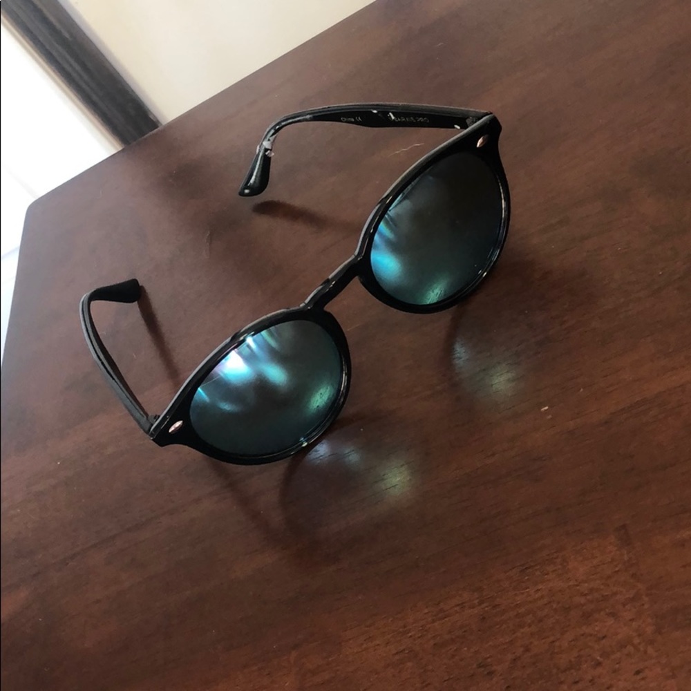 Sun glasses